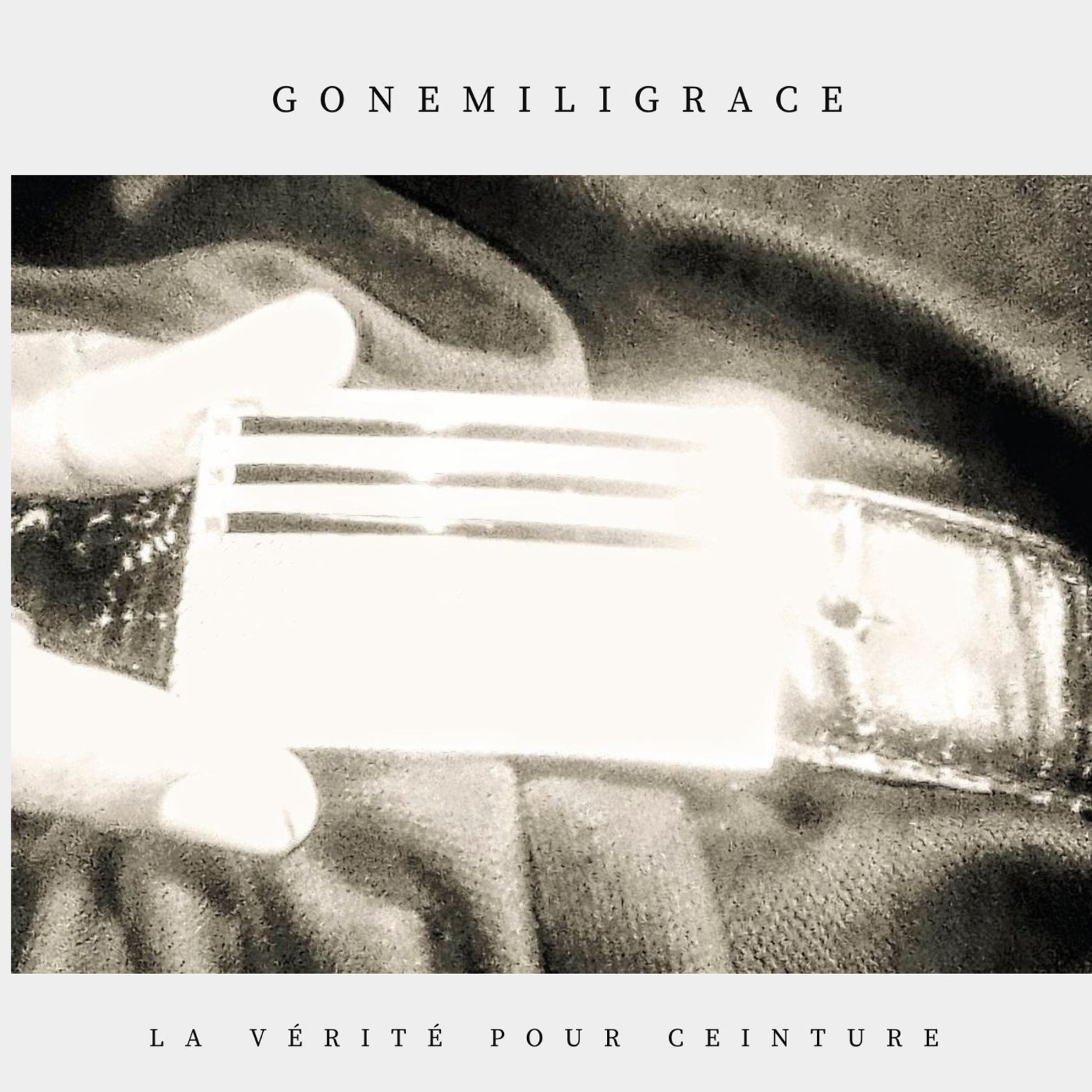 Pochette La vérité pour ceinture